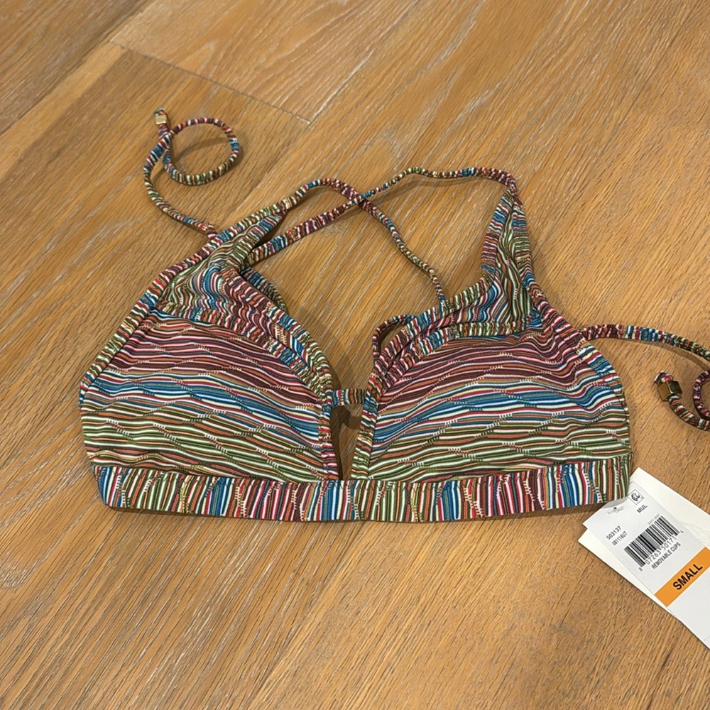 Becca Free Spirit Plunge Bikini Top - Picture 3 of 4